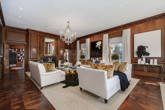 1500 N Astor Street 6, Chicago, IL 60610