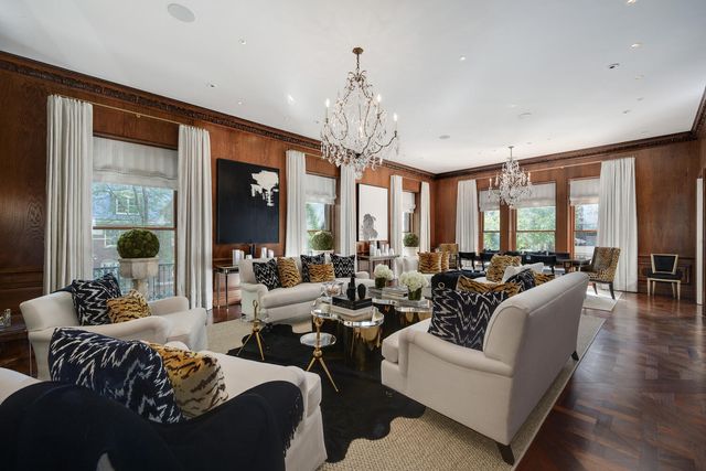 1500 N Astor Street 6, Chicago, IL 60610