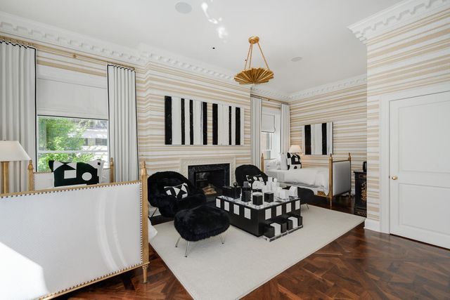 1500 N Astor Street 6, Chicago, IL 60610