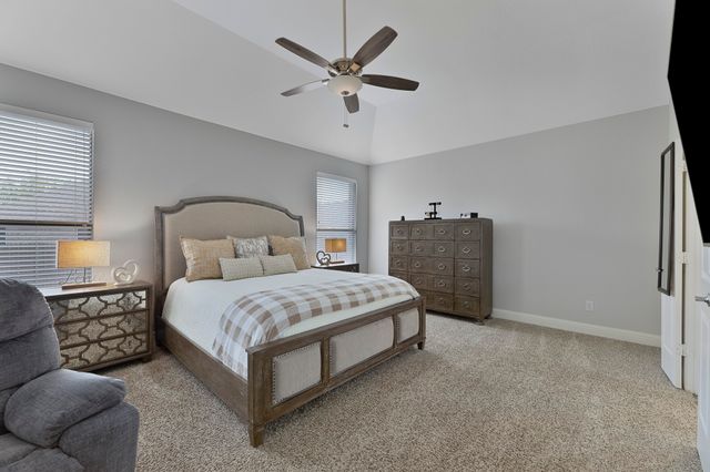 1114 Wynnewood Drive, Glenn Heights, TX 75154