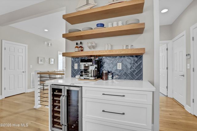 211 Bates Retreat, Hampstead, NC 28443
