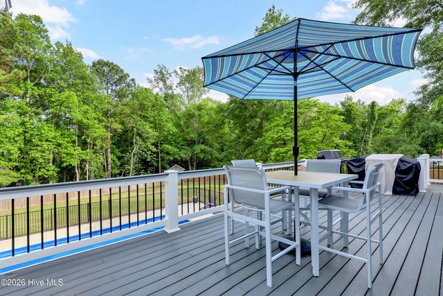 211 Bates Retreat, Hampstead, NC 28443