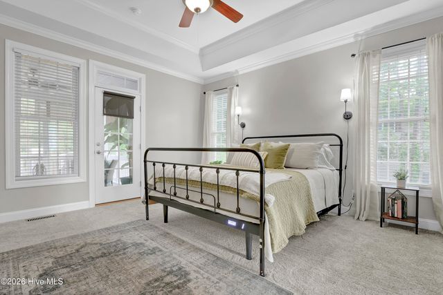 211 Bates Retreat, Hampstead, NC 28443