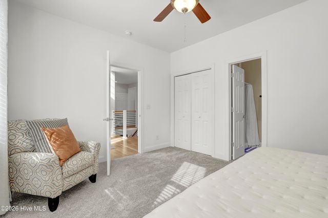 211 Bates Retreat, Hampstead, NC 28443