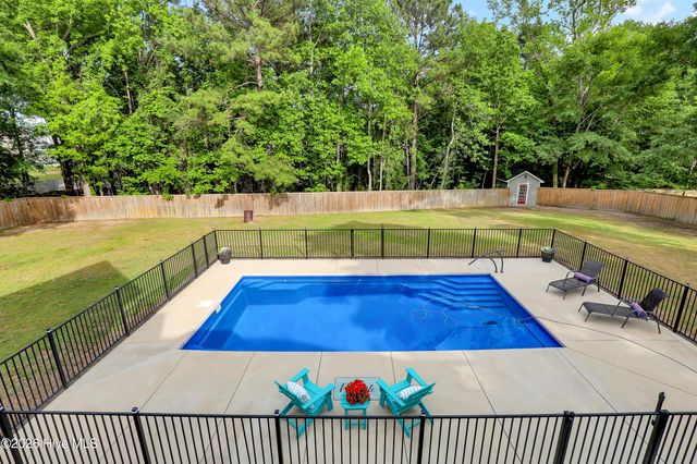 211 Bates Retreat, Hampstead, NC 28443
