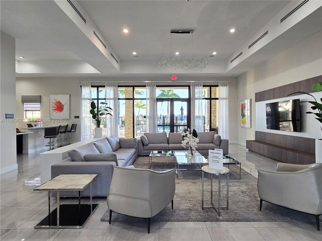 21089 NE 8th Ave 21089, Miami, FL 33179