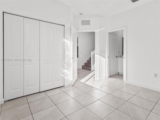 21089 NE 8th Ave 21089, Miami, FL 33179