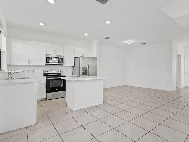 21089 NE 8th Ave 21089, Miami, FL 33179
