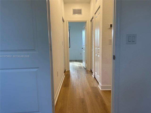 21089 NE 8th Ave 21089, Miami, FL 33179