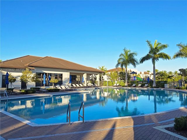 21089 NE 8th Ave 21089, Miami, FL 33179