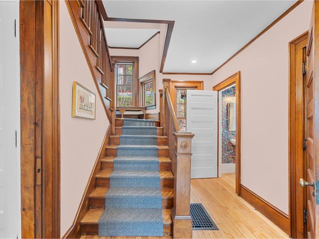 8 Richardson Street, Montpelier, VT 05602