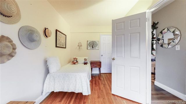 150-29 72nd Road 5B, Kew Garden Hills, NY 11367