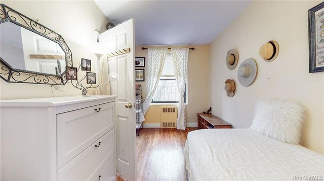 150-29 72nd Road 5B, Kew Garden Hills, NY 11367