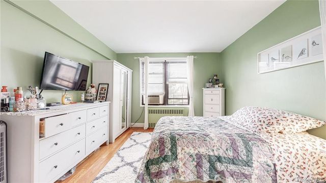 150-29 72nd Road 5B, Kew Garden Hills, NY 11367
