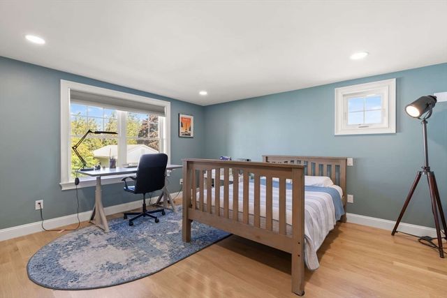 20 Blossom Road, Braintree, MA 02184