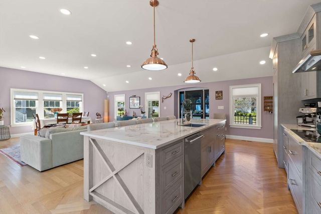 20 Blossom Road, Braintree, MA 02184