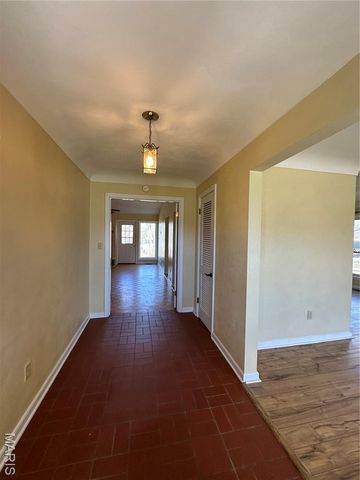 509 E Washington Avenue, Owensville, MO 65066