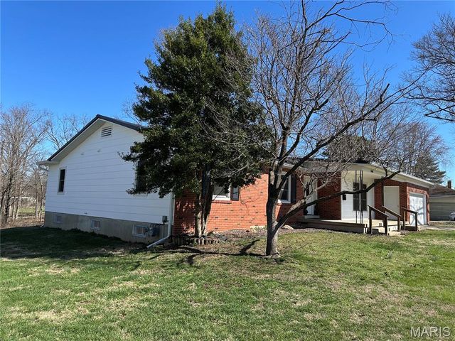 509 E Washington Avenue, Owensville, MO 65066