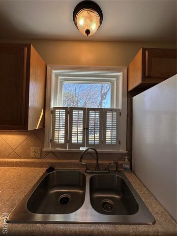 509 E Washington Avenue, Owensville, MO 65066