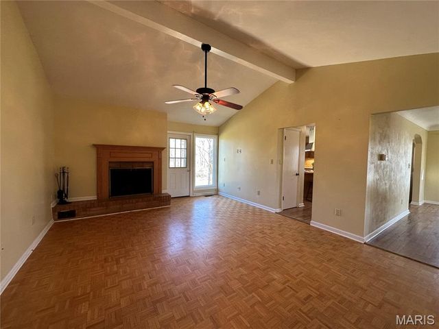 509 E Washington Avenue, Owensville, MO 65066