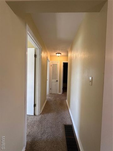 509 E Washington Avenue, Owensville, MO 65066