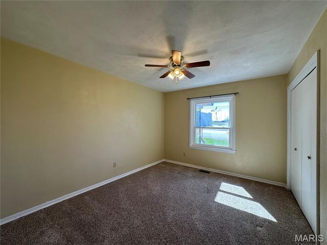 509 E Washington Avenue, Owensville, MO 65066