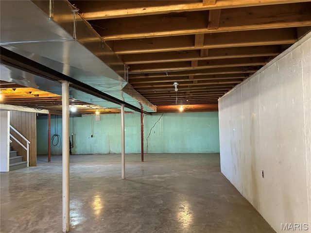 509 E Washington Avenue, Owensville, MO 65066