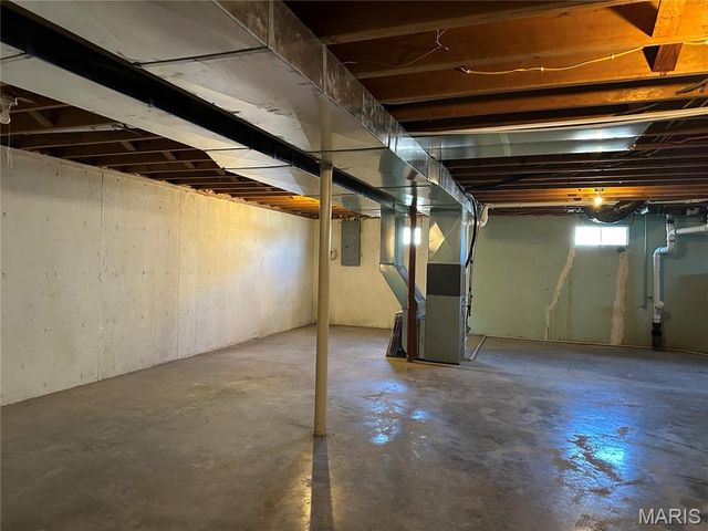 509 E Washington Avenue, Owensville, MO 65066