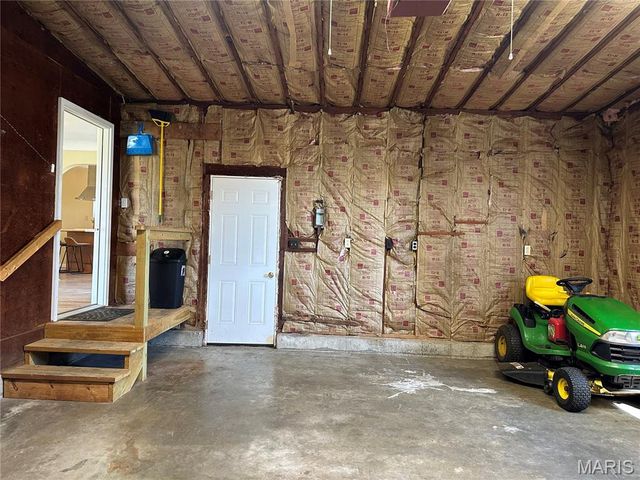 509 E Washington Avenue, Owensville, MO 65066