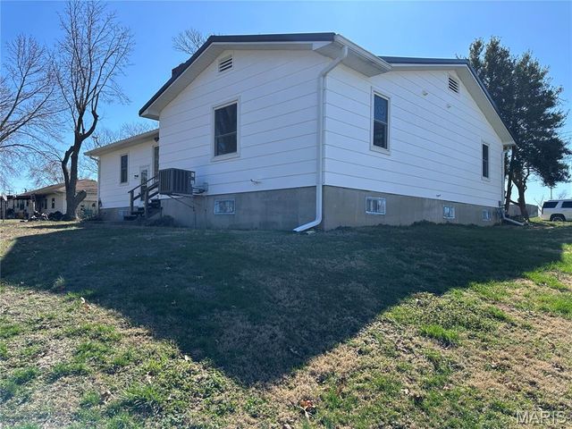 509 E Washington Avenue, Owensville, MO 65066