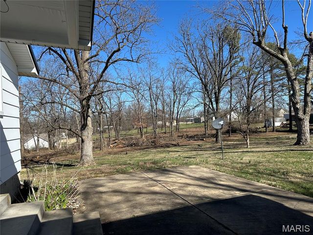 509 E Washington Avenue, Owensville, MO 65066