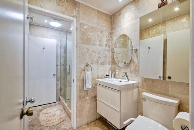 6548 Camino del Parque, Carlsbad, CA 92011