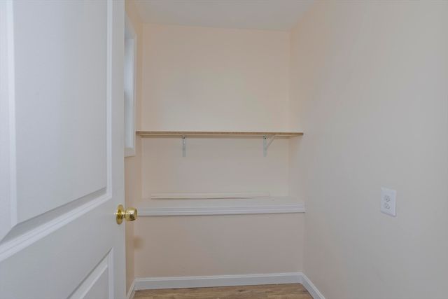 19 Quincy St, Springfield, MA 01109