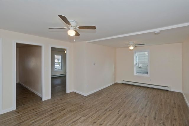 19 Quincy St, Springfield, MA 01109