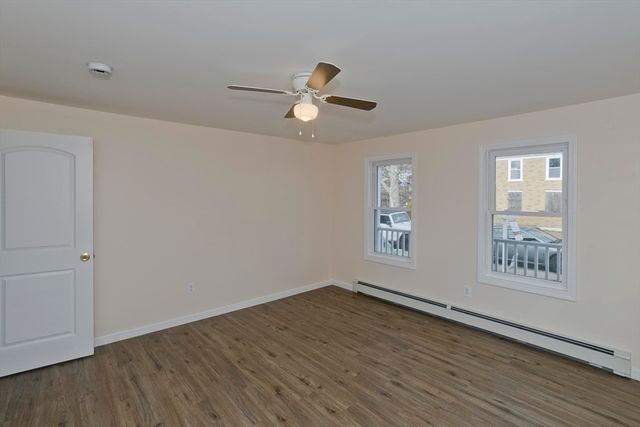 19 Quincy St, Springfield, MA 01109