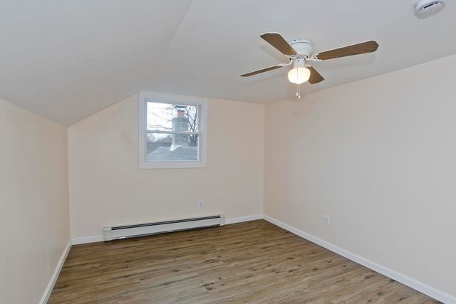 19 Quincy St, Springfield, MA 01109