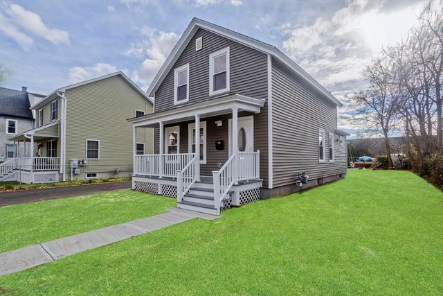 19 Quincy St, Springfield, MA 01109