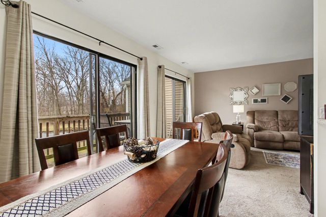 2023 Hawthorne Lane, Chesterton, IN 46304