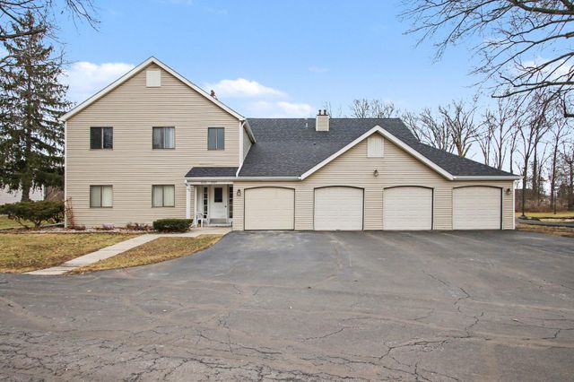 2023 Hawthorne Lane, Chesterton, IN 46304