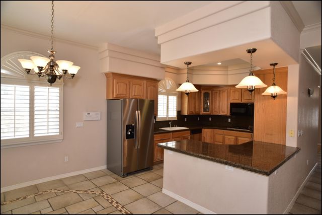 6371 FRANKLIN VIEW Drive, El Paso, TX 79912