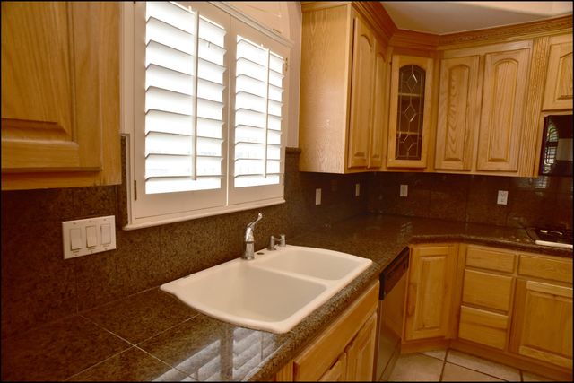 6371 FRANKLIN VIEW Drive, El Paso, TX 79912