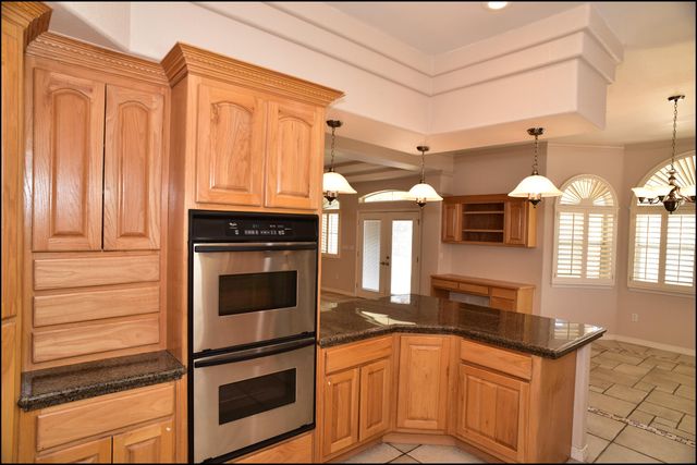 6371 FRANKLIN VIEW Drive, El Paso, TX 79912