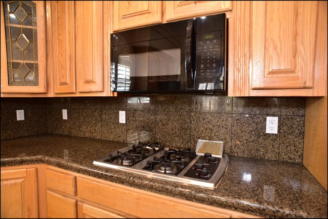 6371 FRANKLIN VIEW Drive, El Paso, TX 79912