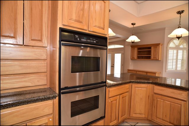 6371 FRANKLIN VIEW Drive, El Paso, TX 79912