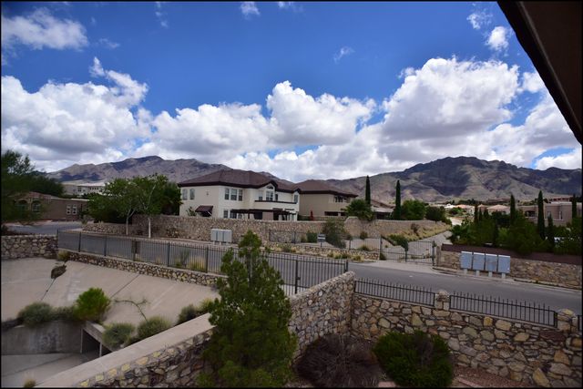 6371 FRANKLIN VIEW Drive, El Paso, TX 79912