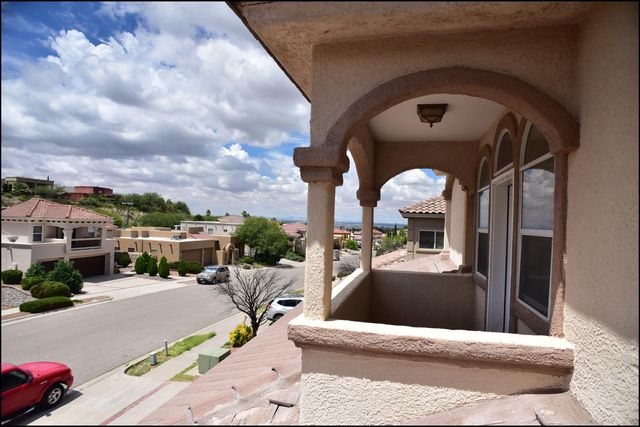 6371 FRANKLIN VIEW Drive, El Paso, TX 79912