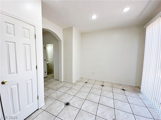 5914 Tinazzi Way, Las Vegas, NV 89141