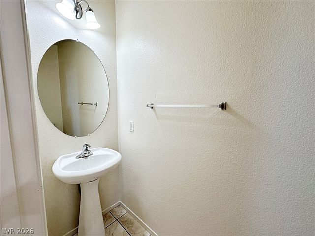 5914 Tinazzi Way, Las Vegas, NV 89141