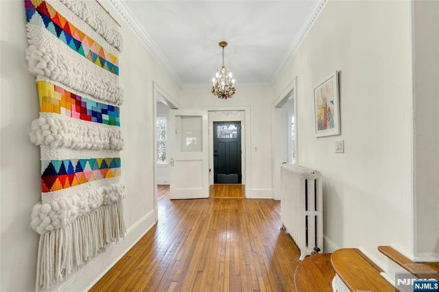 80 Glenwood Road, Englewood, NJ 07631