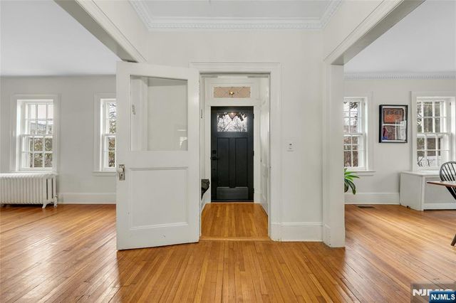 80 Glenwood Road, Englewood, NJ 07631